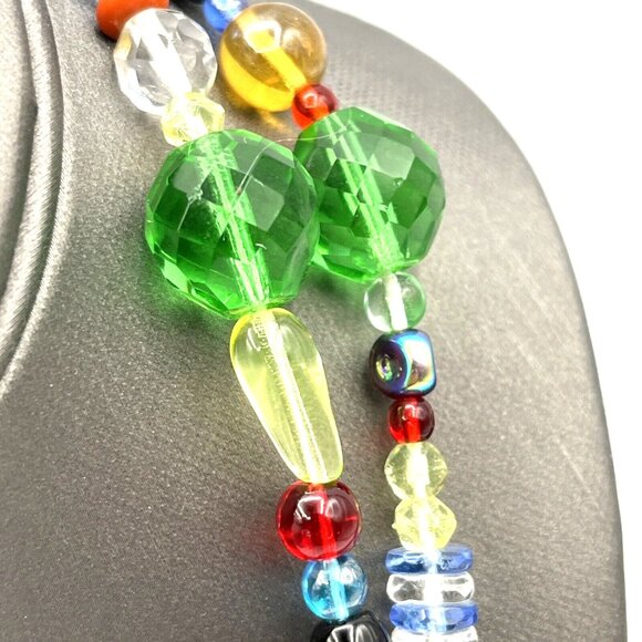 Vintage Uranium Glass Necklace Czech Glass Long Necklace  27" - Picture 10 of 12